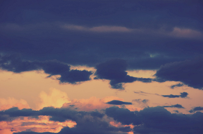 SCANDINAVIA – BETWEEN LIGHT AND DARKNESS by Mi-Yong Brehm, Verena Feige